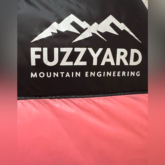 Fuzz Yard Jacket with Collar. Medium Weight and Beautiful Coral Color. - Picture 2 of 6